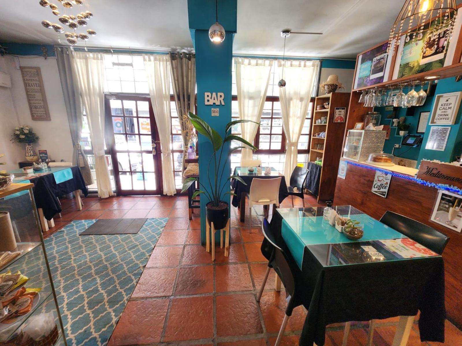 & Mediterranea Hostel Cordoba