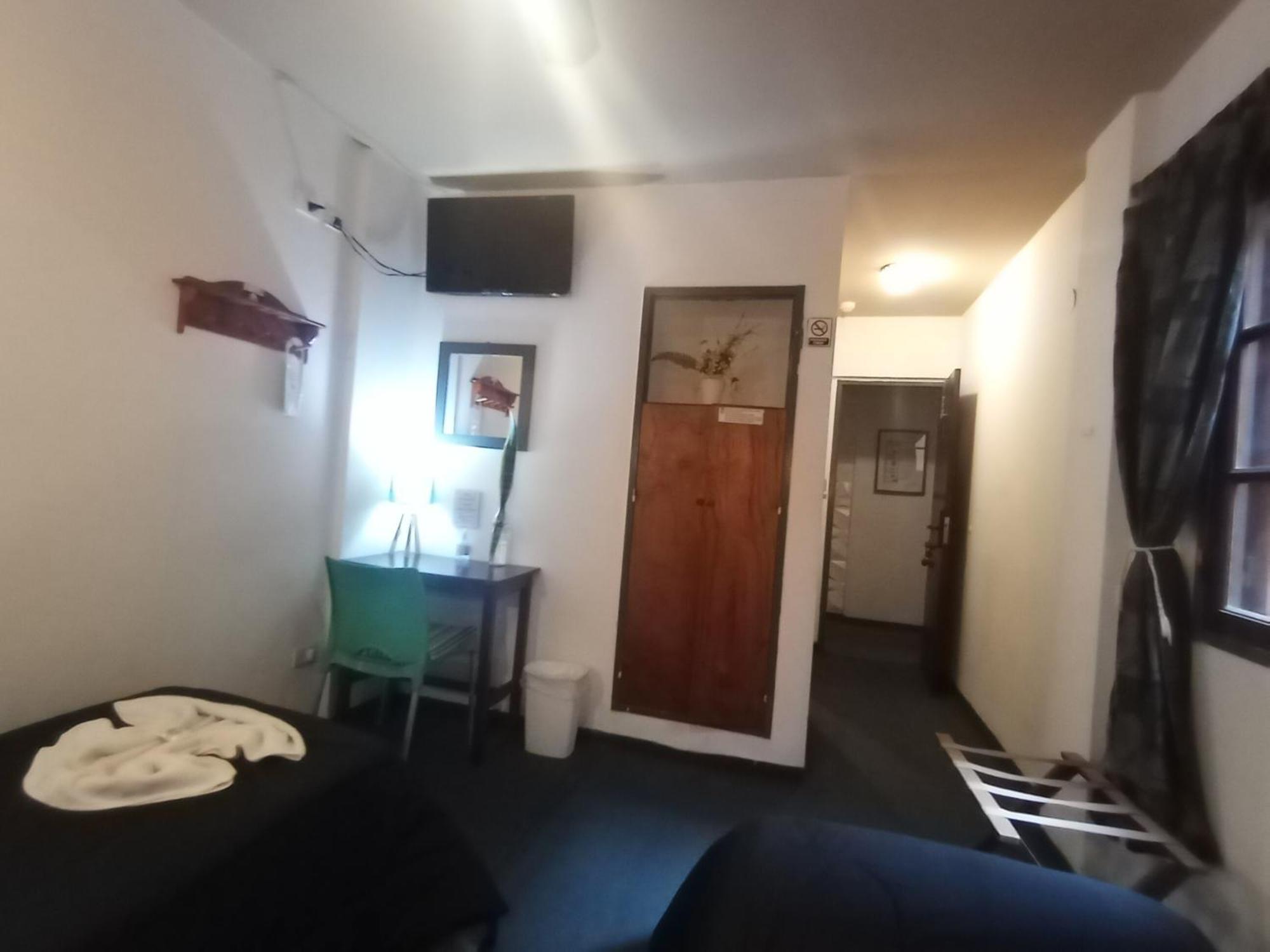 & Mediterranea Hostel Cordoba